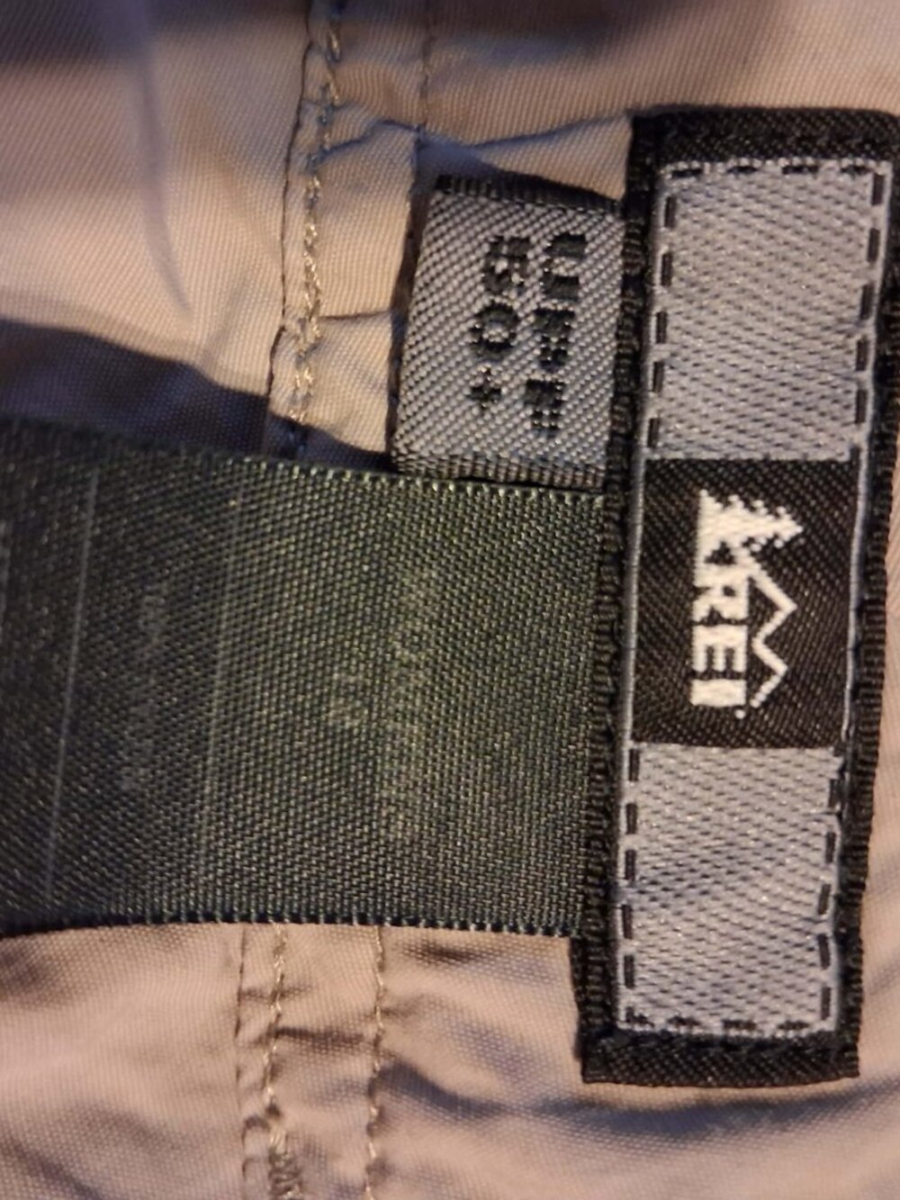 REI Women's Convertible Zip Off Hiking Cargo Pants Khaki Size 12 - Picture 4 of 10
